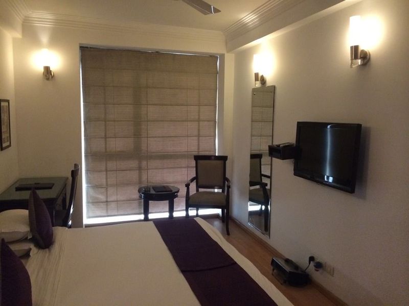 Photo of Emblem Hotel, New Friends Colony, 3-star hotel in Delhi (and vicinity)