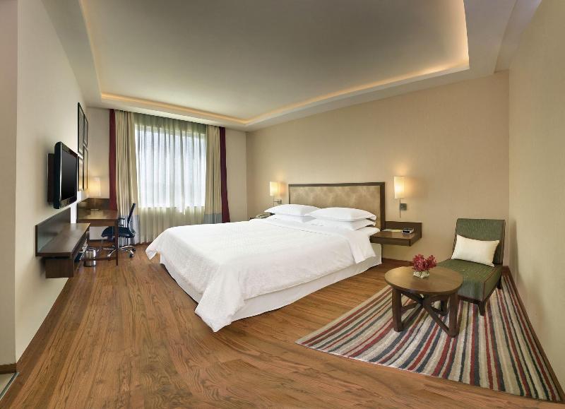 Photo of Four Points by Sheraton New Delhi, Airport Highway, 3-star hotel in Delhi (and vicinity)