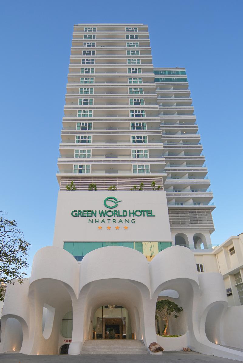 Green World Hotel Nha Trang, Singapore