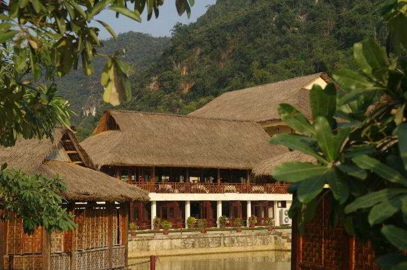 Mai Chau Lodge, Singapore