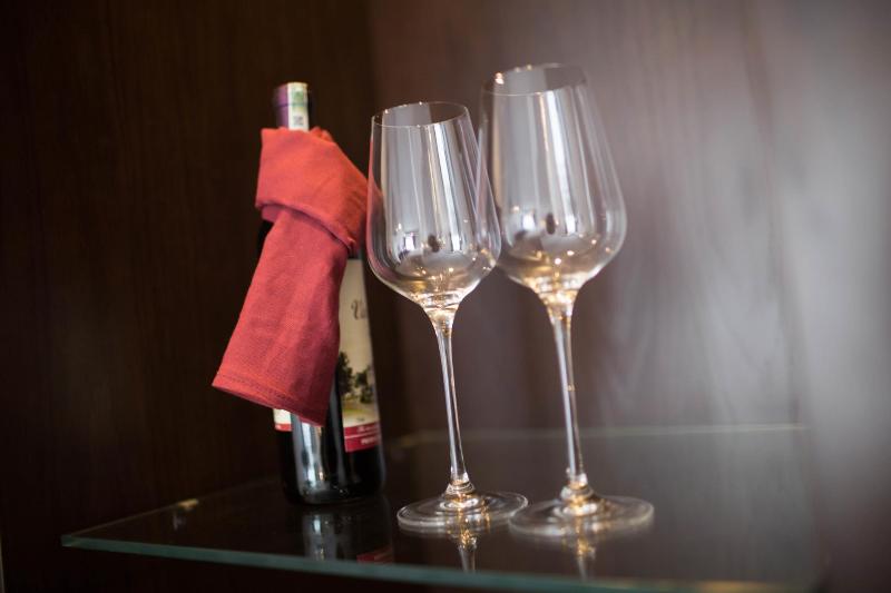 Hanoi Bonsella Hotel, Singapore