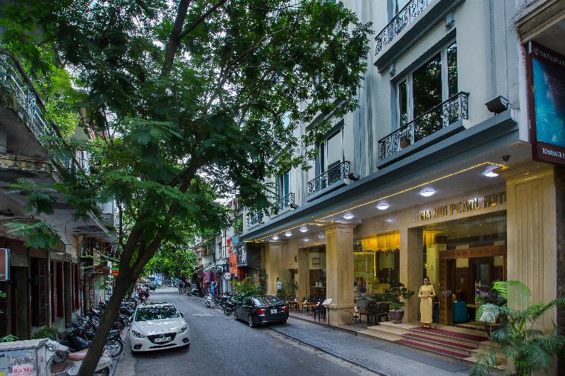 Hanoi Pearl Hotel, Singapore