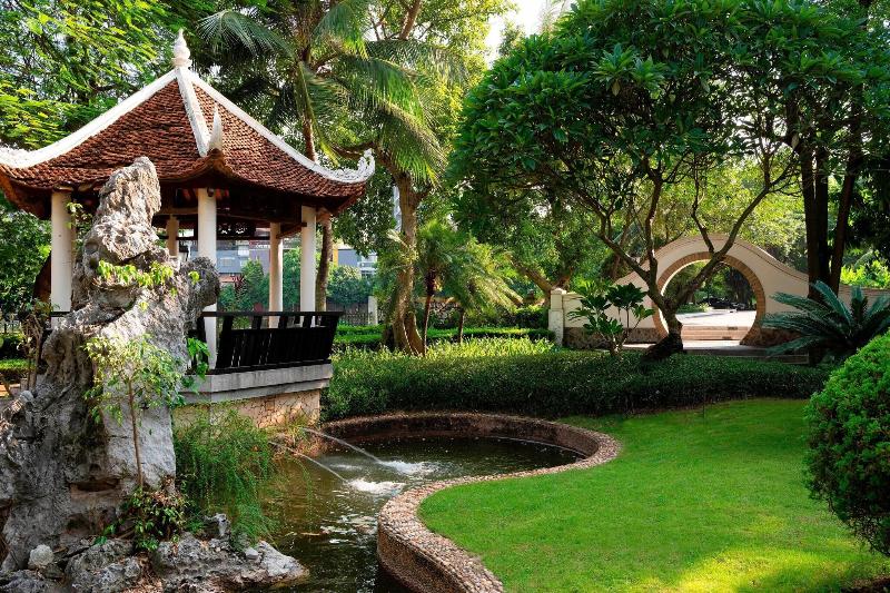 Sheraton Hanoi Hotel, Singapore