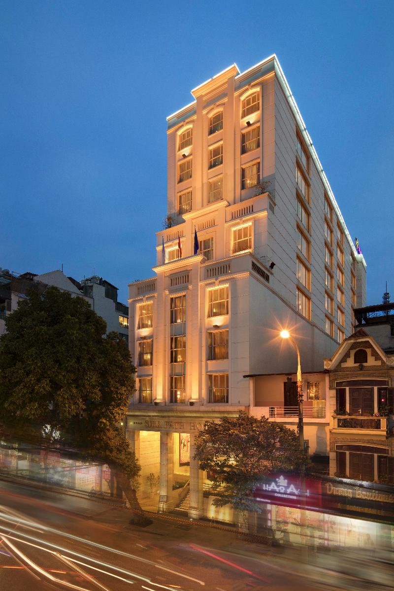 Silk Path Hotel Hanoi, Singapore