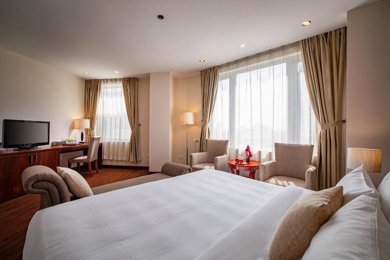 Nesta Hanoi Hotel, Singapore