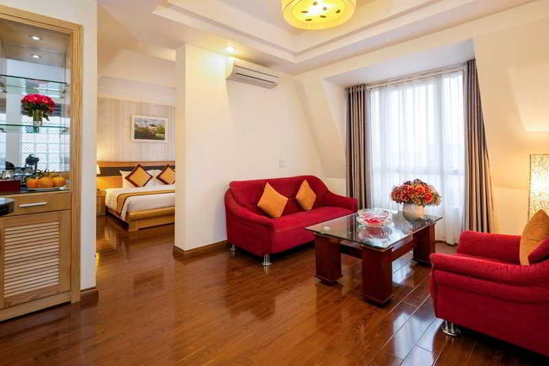 Hanoi Sky Hotel, Singapore