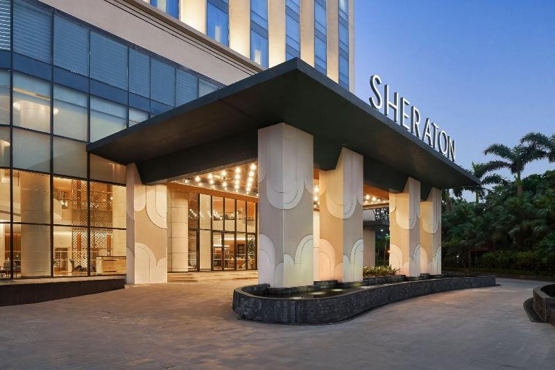 Sheraton Hanoi West, Singapore