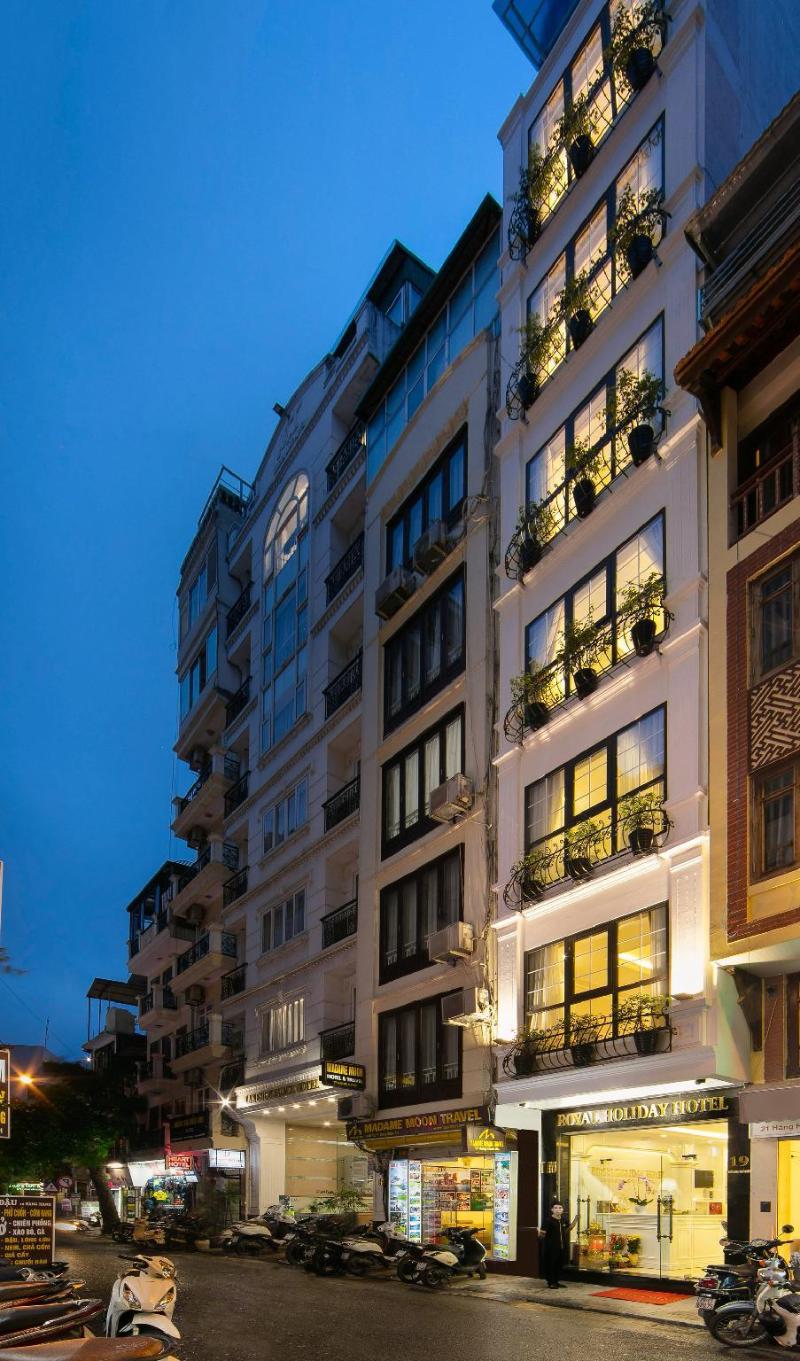 Royal Holiday Hanoi Hotel, Singapore