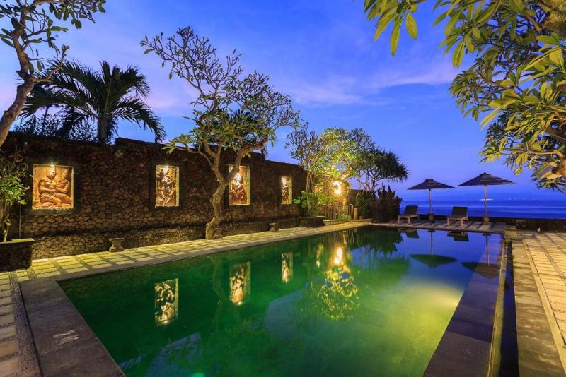 Alam Candi Resort, Singapore