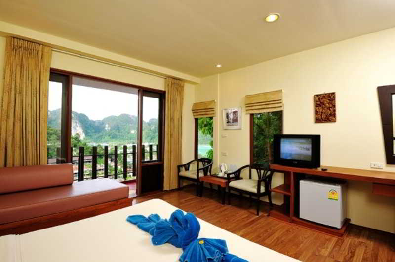 Photo of Phi Phi Arboreal Resort, 3-star hotel in Ko Phi Phi