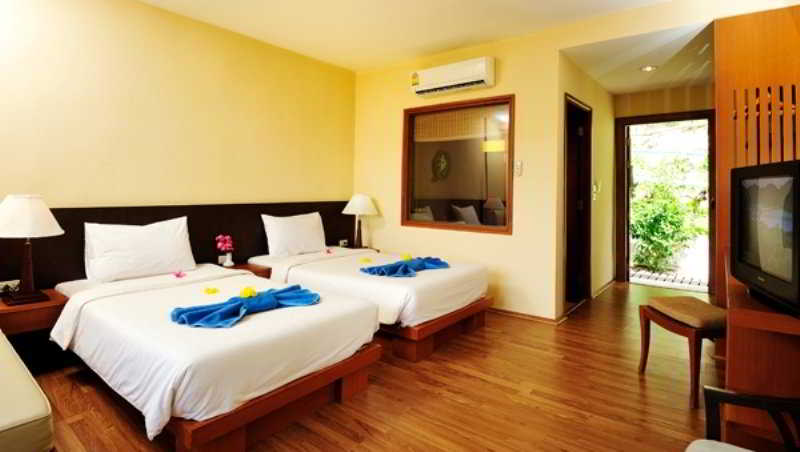 Photo of Phi Phi Arboreal Resort, 3-star hotel in Ko Phi Phi