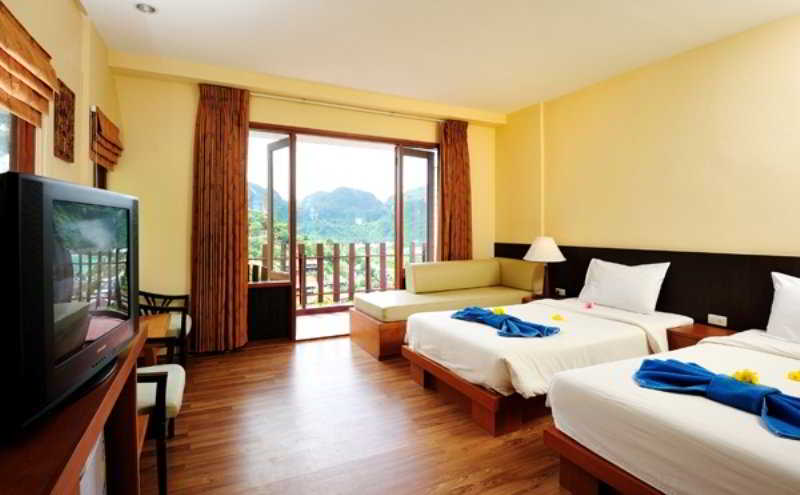 Photo of Phi Phi Arboreal Resort, 3-star hotel in Ko Phi Phi