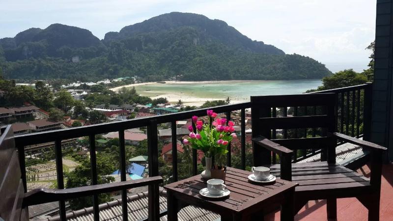 Photo of Phi Phi Arboreal Resort, 3-star hotel in Ko Phi Phi