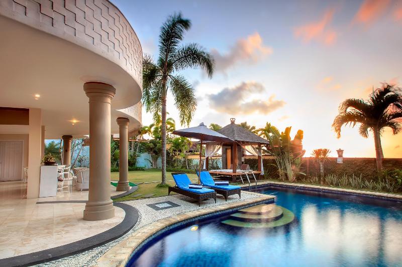 The Beverly Hills Bali a Luxury Villas & Spa, Singapore