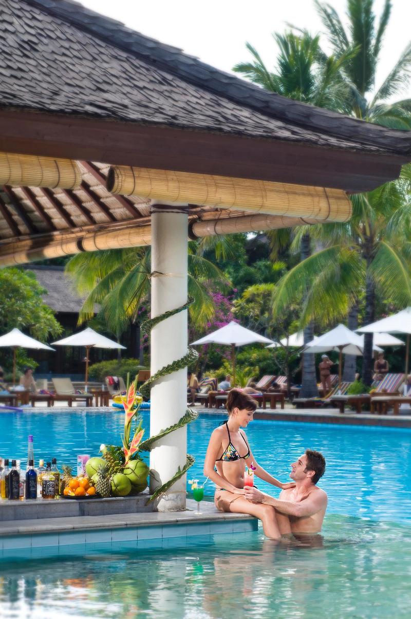 Padma Resort Legian, Singapore