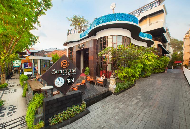 Sun Island Hotel & Spa Legian, Singapore