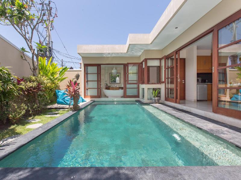Beautiful Bali Villas, Singapore