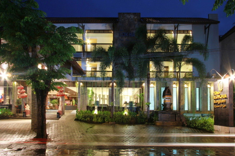 The Lokha Legian Resort & Spa, Singapore