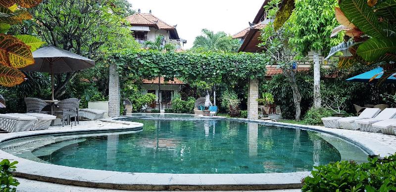 Kusnadi Hotel, Singapore