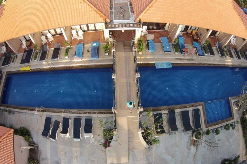 Peace Paradise Beach exterior, 3-Star hotel in Ko Lanta
