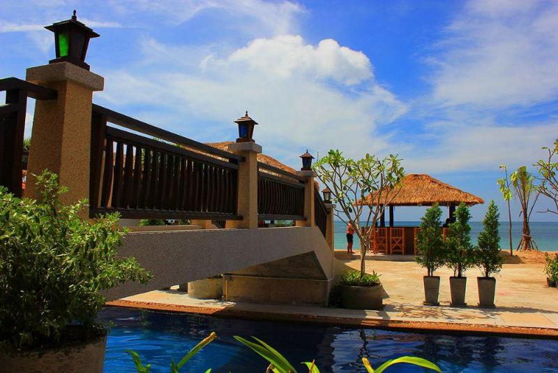 Photo of Peace Paradise Beach, 3-star hotel in Ko Lanta