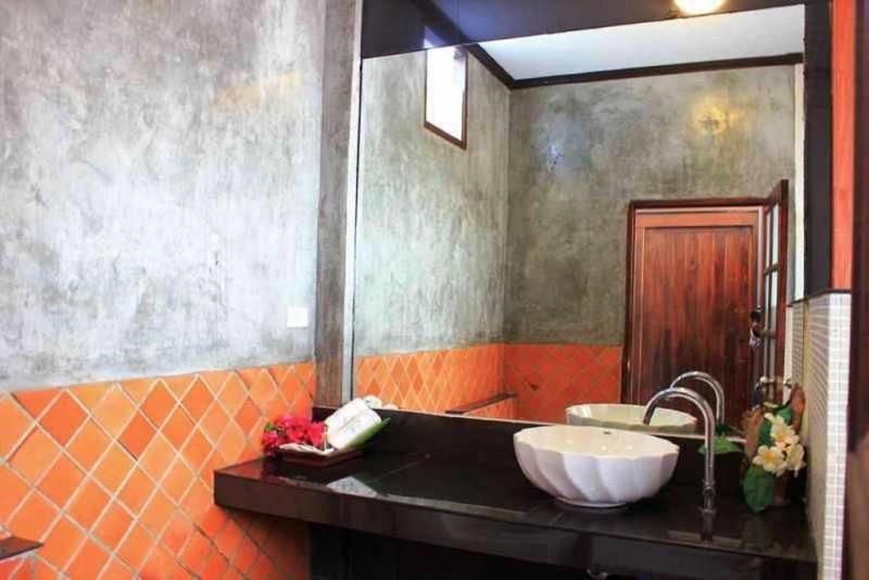 Photo of Peace Paradise Beach, 3-star hotel in Ko Lanta