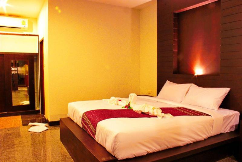 Photo of Peace Paradise Beach, 3-star hotel in Ko Lanta