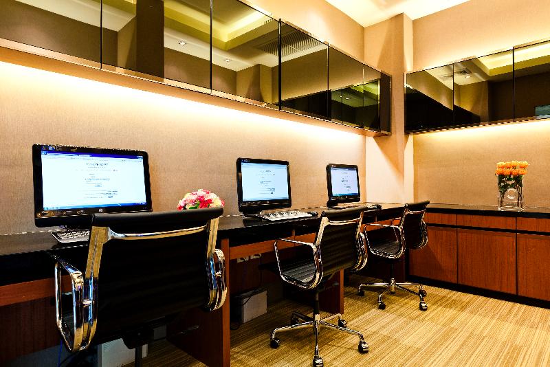 Photo of Royal Princess Larn Luang, 4-star hotel in Bangkok (and vicinity)