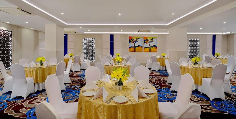Photo of Fortune Inn Promenade, Vadodara - Member ITC Hotels' Group, 4-star hotel in Vadodara