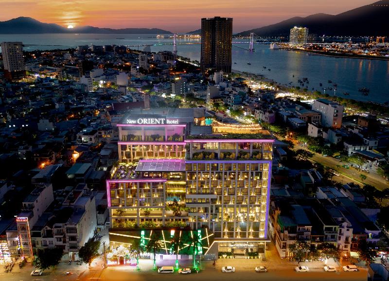 New Orient Hotel Danang, Singapore