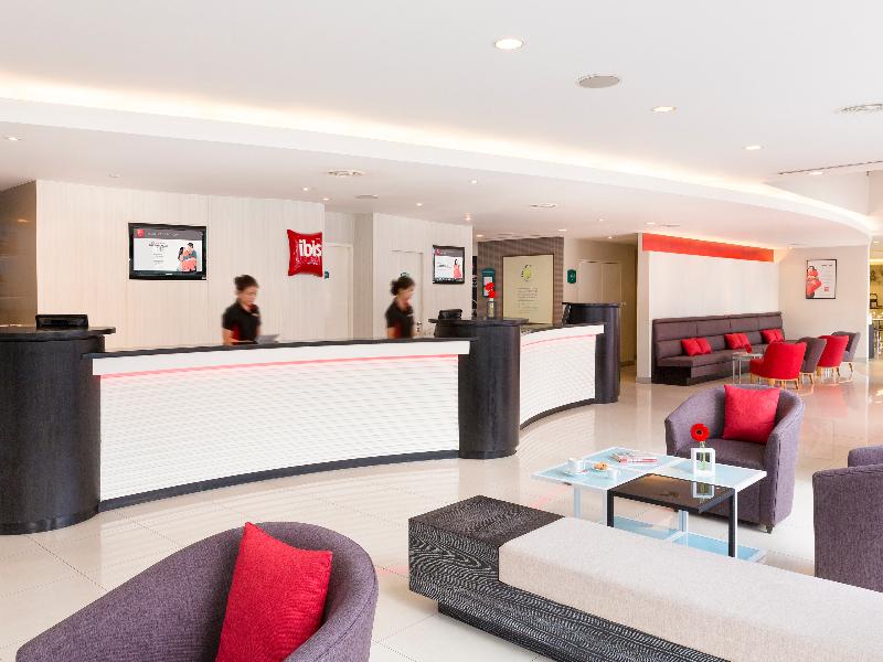 ibis Bangkok Sathorn exterior, 3-Star hotel in Bangkok (and vicinity)