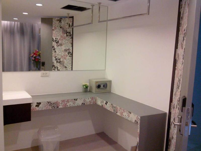 Photo of Nantra Ploenchit, 3-star hotel in Bangkok (and vicinity)