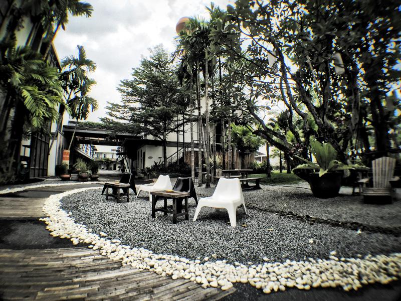 Paragon Inn exterior, 3-Star hotel in Bangkok (and vicinity)