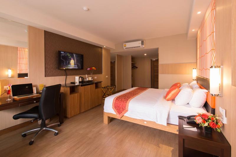 Photo of Dynasty Grande Hotel, 4-star hotel in Bangkok (and vicinity)