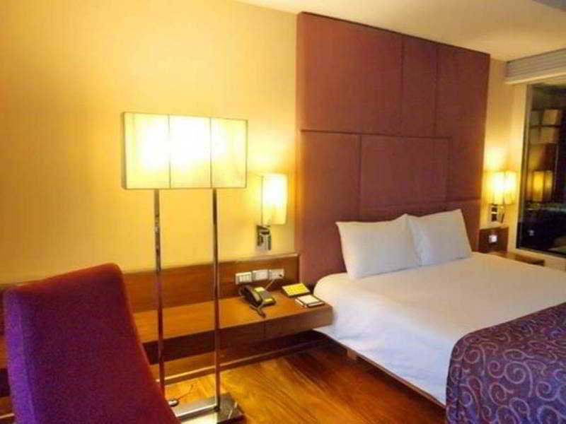 Photo of CITICHIC Sukhumvit 13 Bangkok by Compass Hospitality hotel in Bangkok (and vicinity)