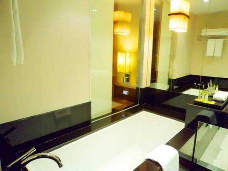 Photo of CITICHIC Sukhumvit 13 Bangkok by Compass Hospitality hotel in Bangkok (and vicinity)