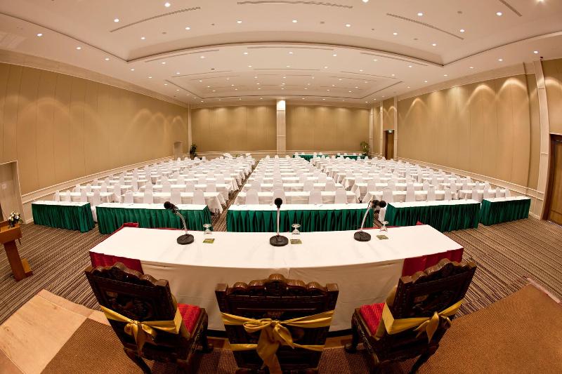 Photo of Trang Hotel Bangkok, 3-star hotel in Bang Khun Phrom