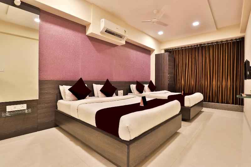 Photo of Hotel Royal Rituals, 3-star hotel in Surat