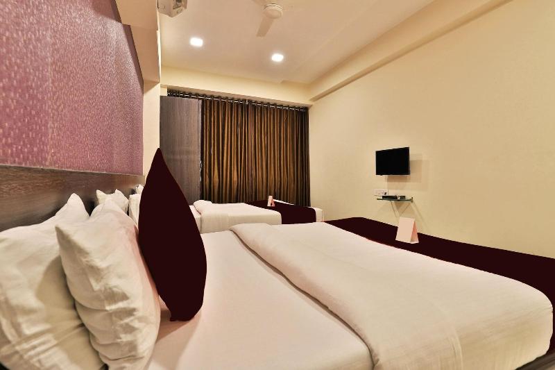 Photo of Hotel Royal Rituals, 3-star hotel in Surat