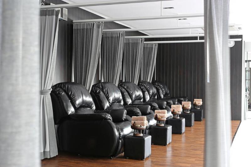 Photo of S Ratchada Leisure Hotel, 5-star hotel in Bangkok (and vicinity)