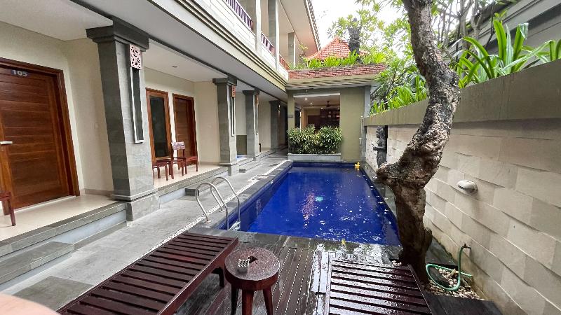 Singgah Hotel Seminyak, Singapore