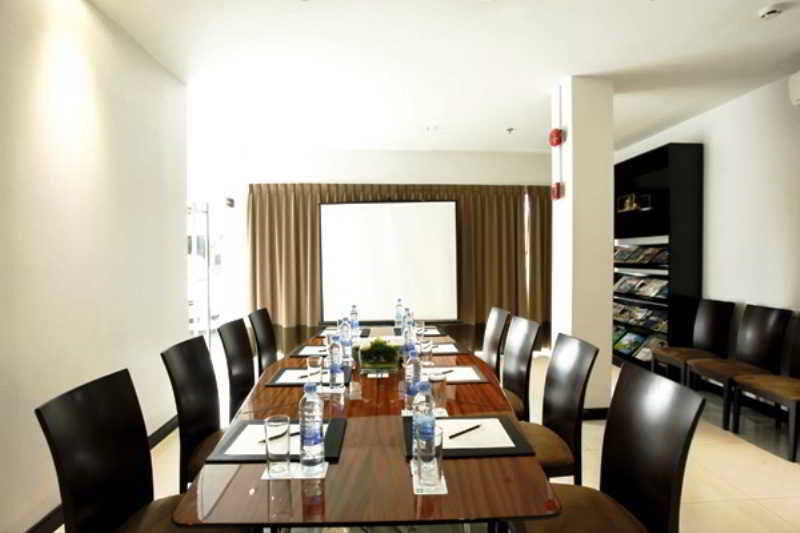 Photo of The Embassy Sathorn, 3-star hotel in Bangkok (and vicinity)