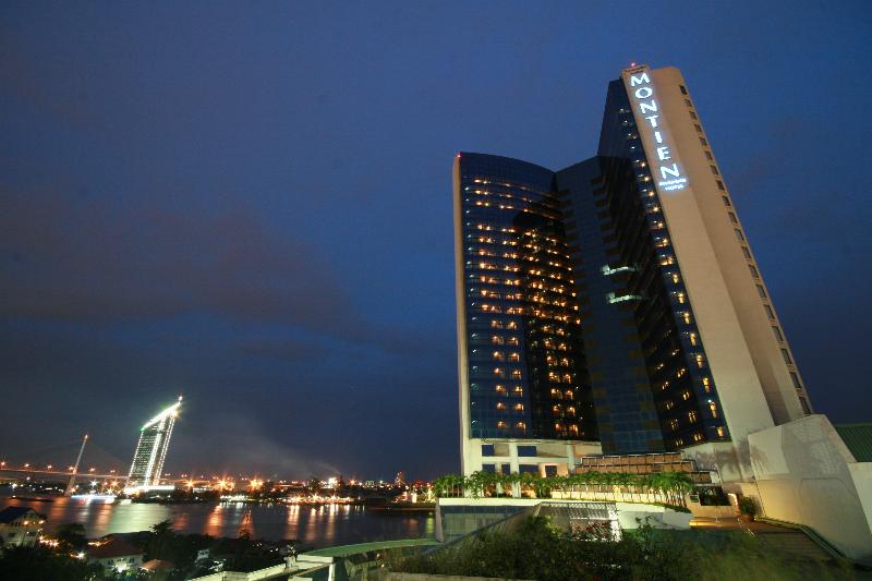 Montien Riverside Hotel Bangkok, 5-star hotel in Bang Kho Laem