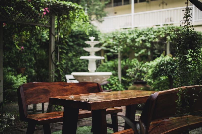 Photo of Feung Nakorn Balcony Rooms and Cafe hotel in Bangkok (and vicinity)