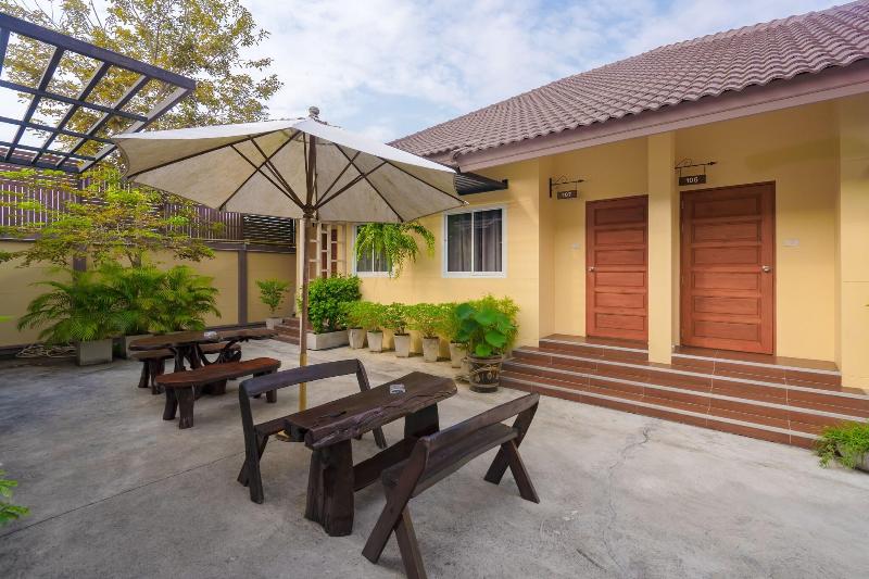 Photo of Suphan Lake Hometel, 3-star hotel in Bangkok (and vicinity)