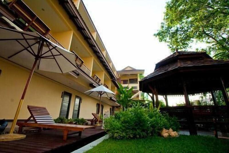 Photo of Suphan Lake Hometel, 3-star hotel in Bangkok (and vicinity)