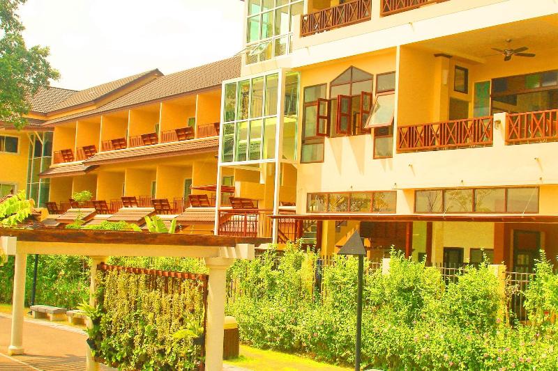 Photo of Suphan Lake Hometel, 3-star hotel in Bangkok (and vicinity)