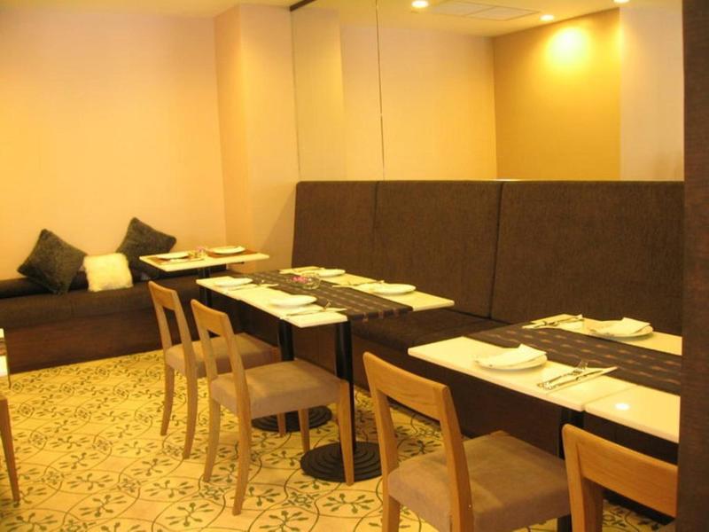 Photo of Aphrodite Inn Bangkok, 3-star hotel in Bangkok (and vicinity)