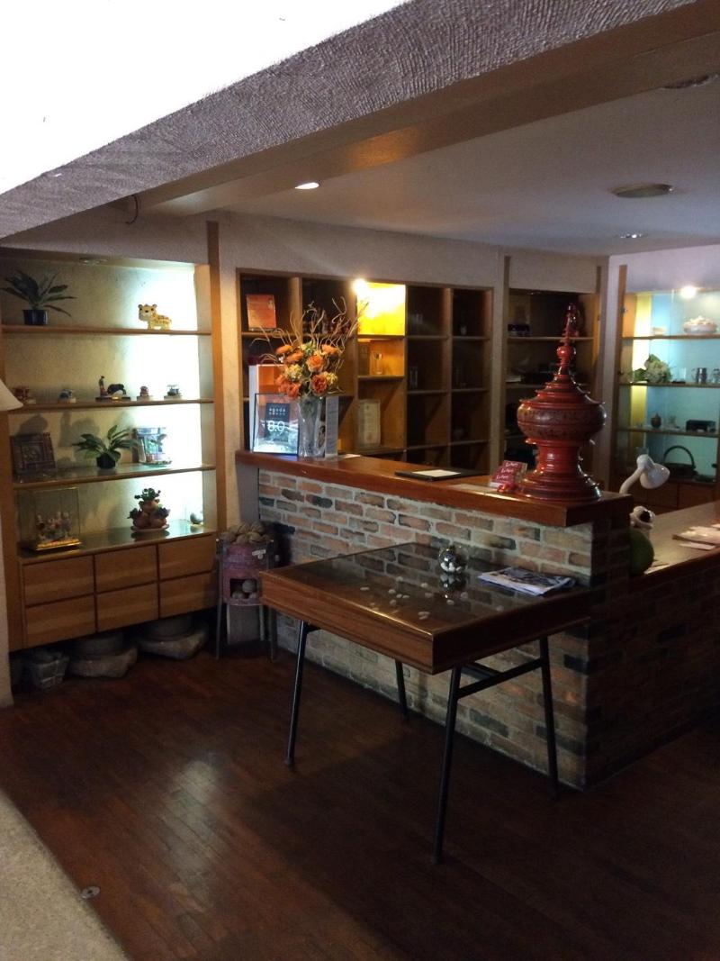 Photo of Le Ranong Bistro Hotel, 2-star hotel in Ranong