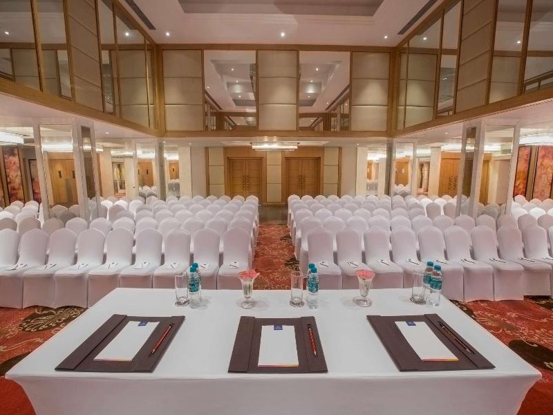 Photo of Singhania Sarovar Portico Raipur, 4-star hotel in Raipur